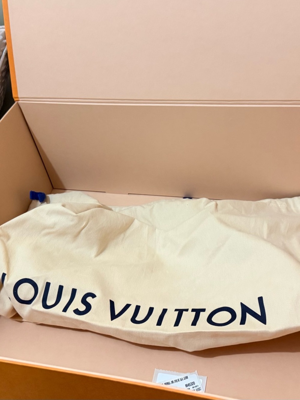 Louis Vuitton ON-THE-GO GM EXCELLENT Monogram Canvas - Picture 16 of 16